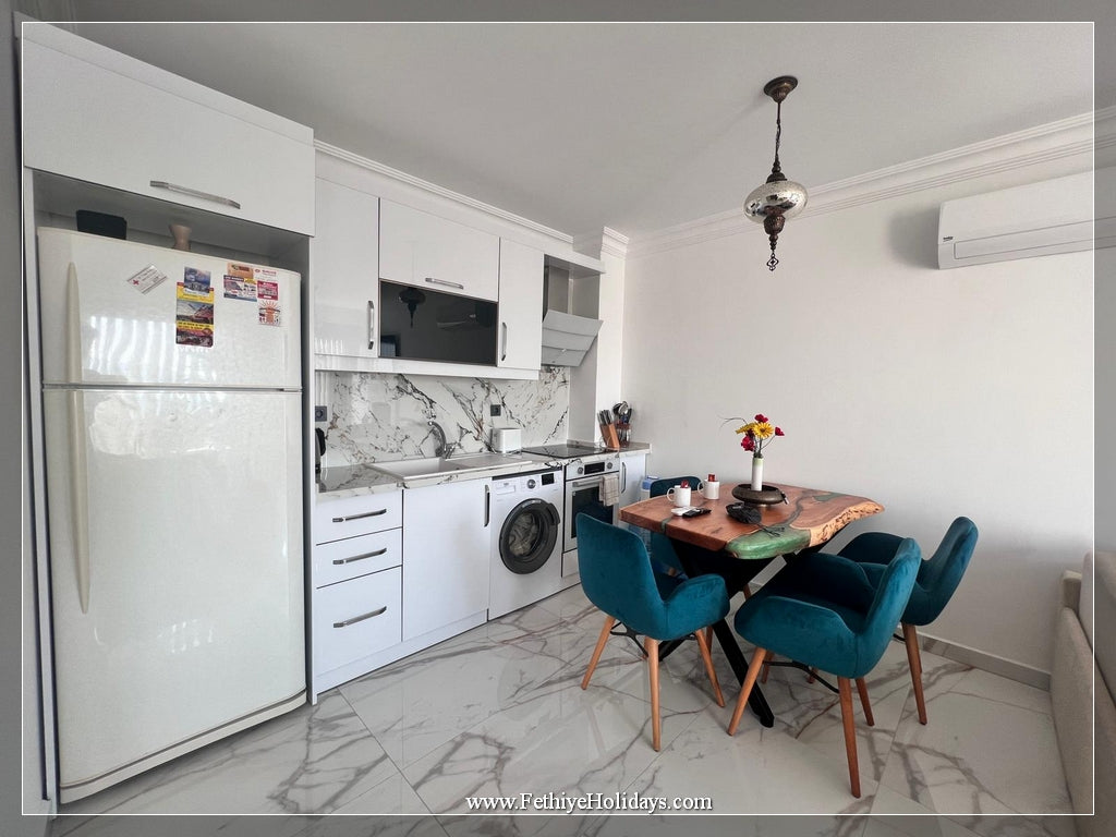 A06-ANGEL ARSAD 24 APARTMENT (2 PAX)