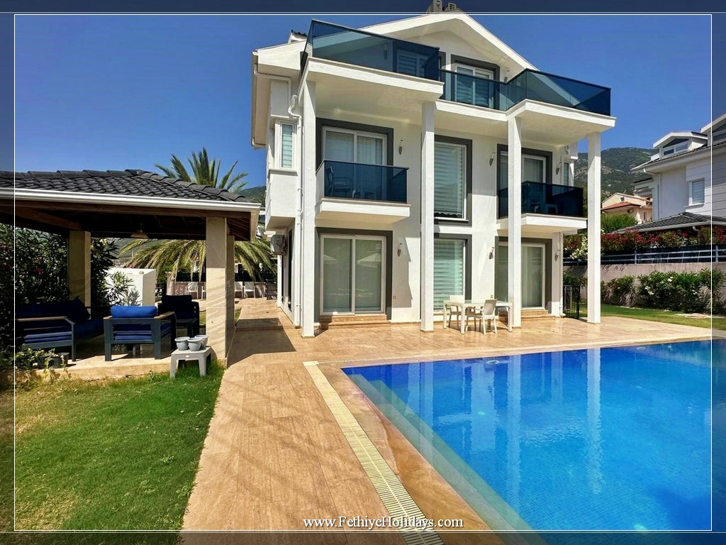 A06-ANGEL BABADA VILLAS ( 8-PAX)