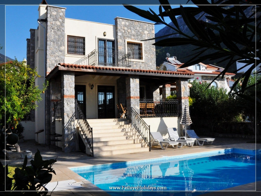 A13-ANGEL OLIVE VILLAS (6-PAX)