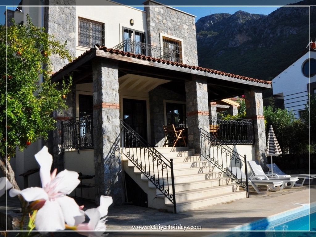 A13-ANGEL OLIVE VILLAS (6-PAX)