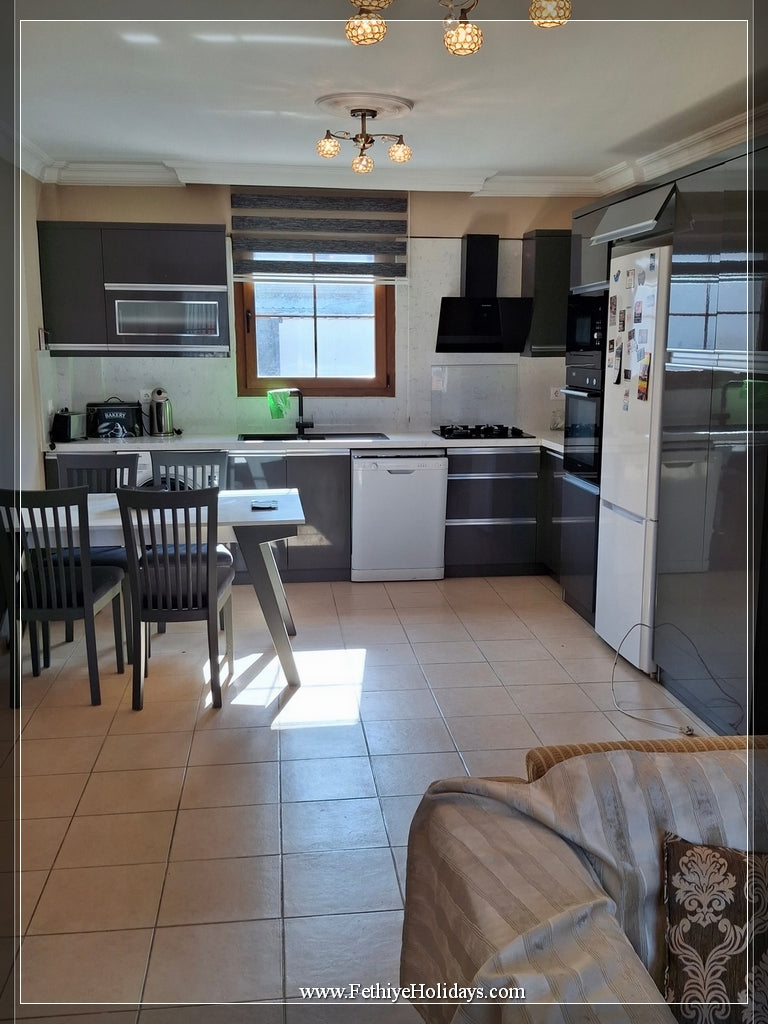 A11-ANGEL OZAL A4 APARTMENT (4 PAX)
