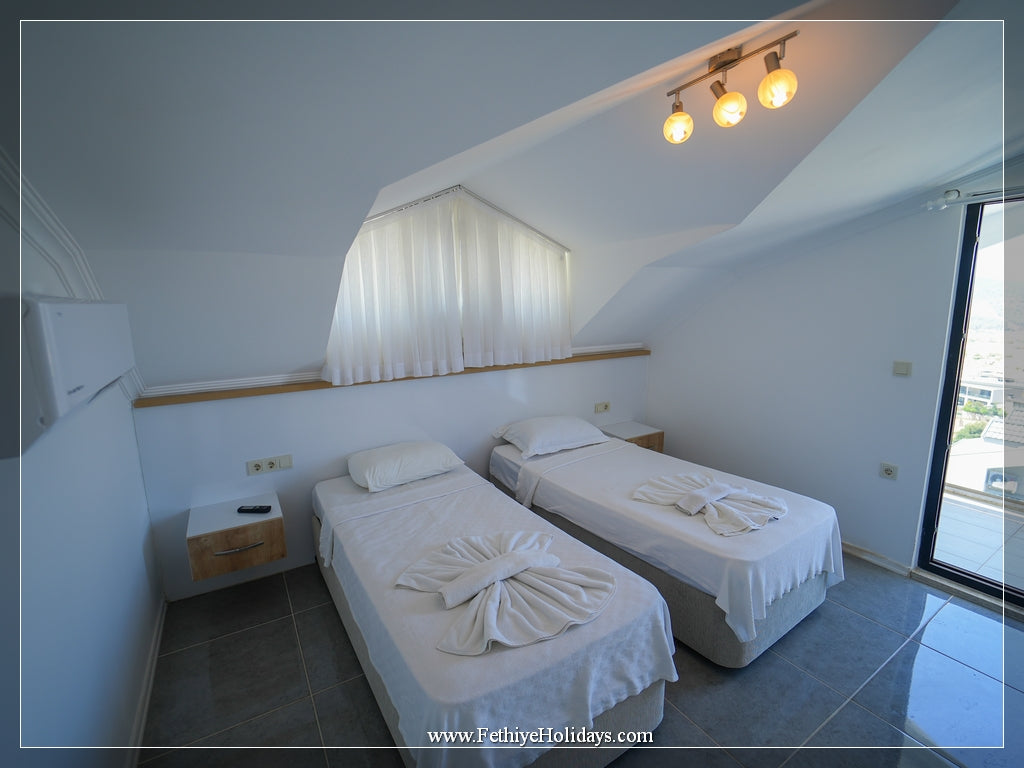 A01-ANGEL PB VILLAS (10 PAX)