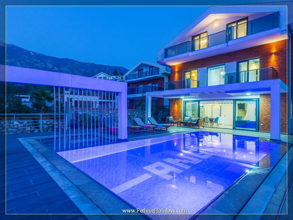 A02-ANGEL PE VILLAS (8 PAX)
