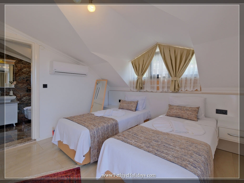 A04-ANGEL PH VILLAS (8 PAX)