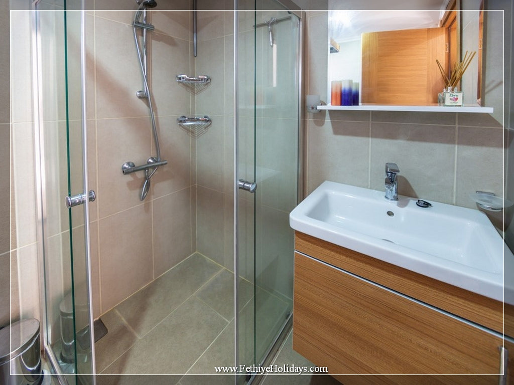 A01-ANGEL PINARA RESIDENCE E3 (4 PAX)