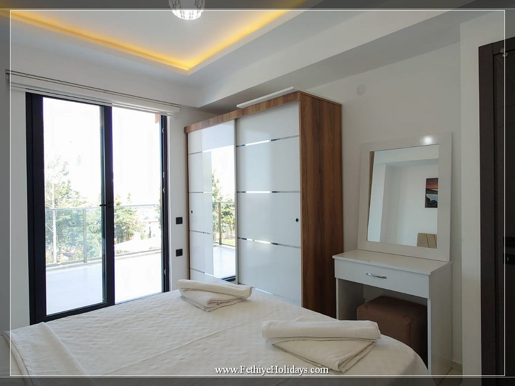 A16-ANGEL RUKE VILLAS ( 8-PAX)