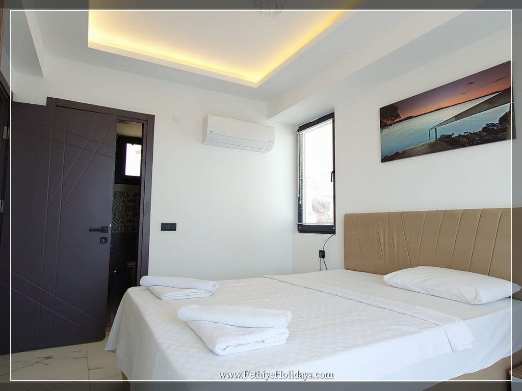 A16-ANGEL RUKE VILLAS ( 8-PAX)