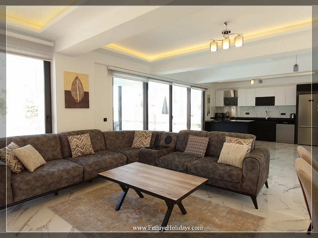A16-ANGEL RUKE VILLAS ( 8-PAX)