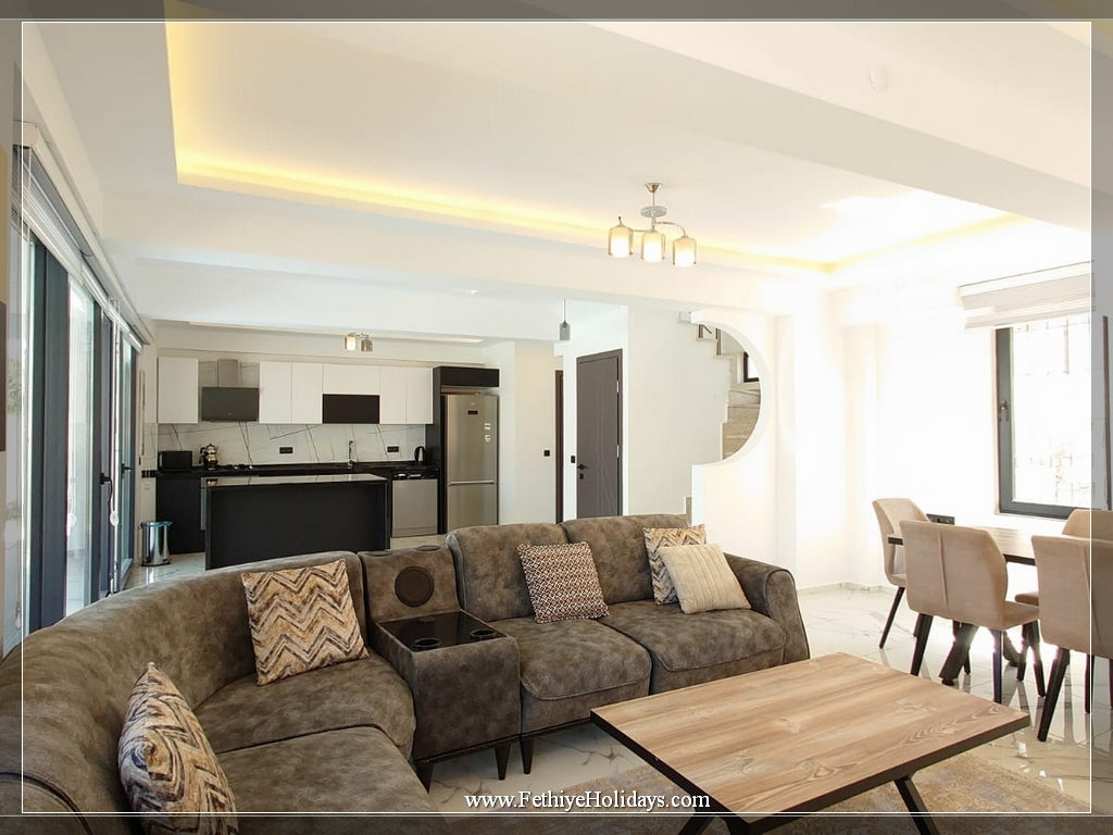 A16-ANGEL RUKE VILLAS ( 8-PAX)