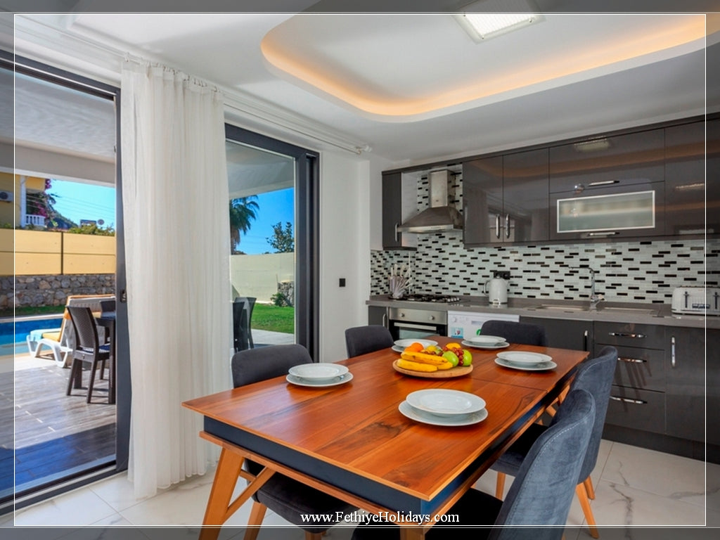 A14-ANGEL SHER BELLA VILLAS (8-PAX)