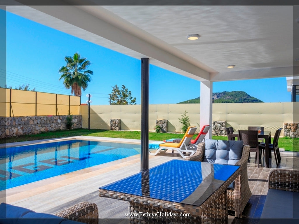 A14-ANGEL SHER BELLA VILLAS (8-PAX)