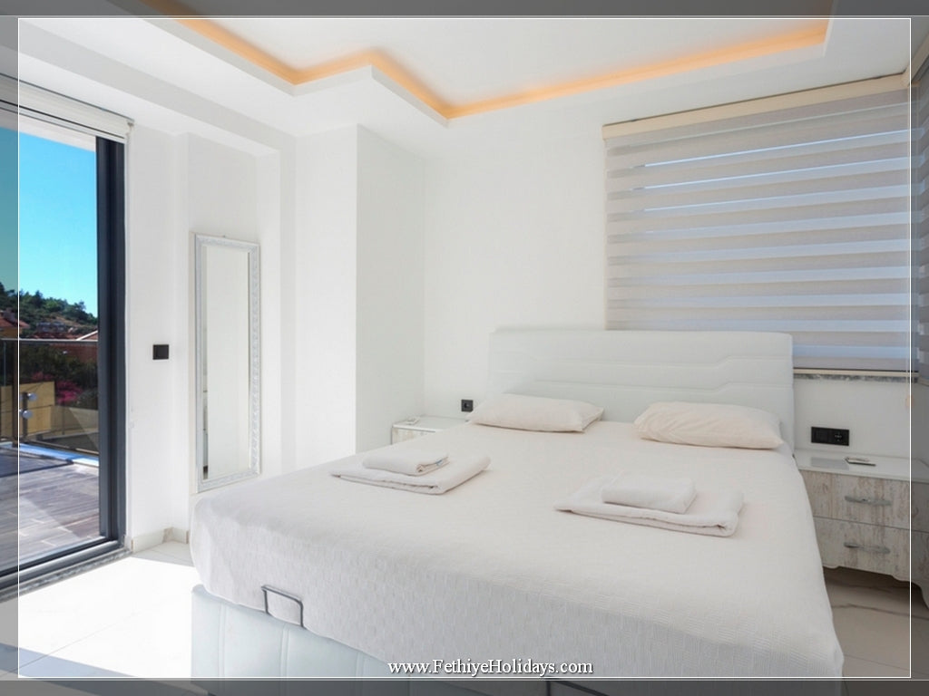 A14-ANGEL SHER BELLA VILLAS (8-PAX)