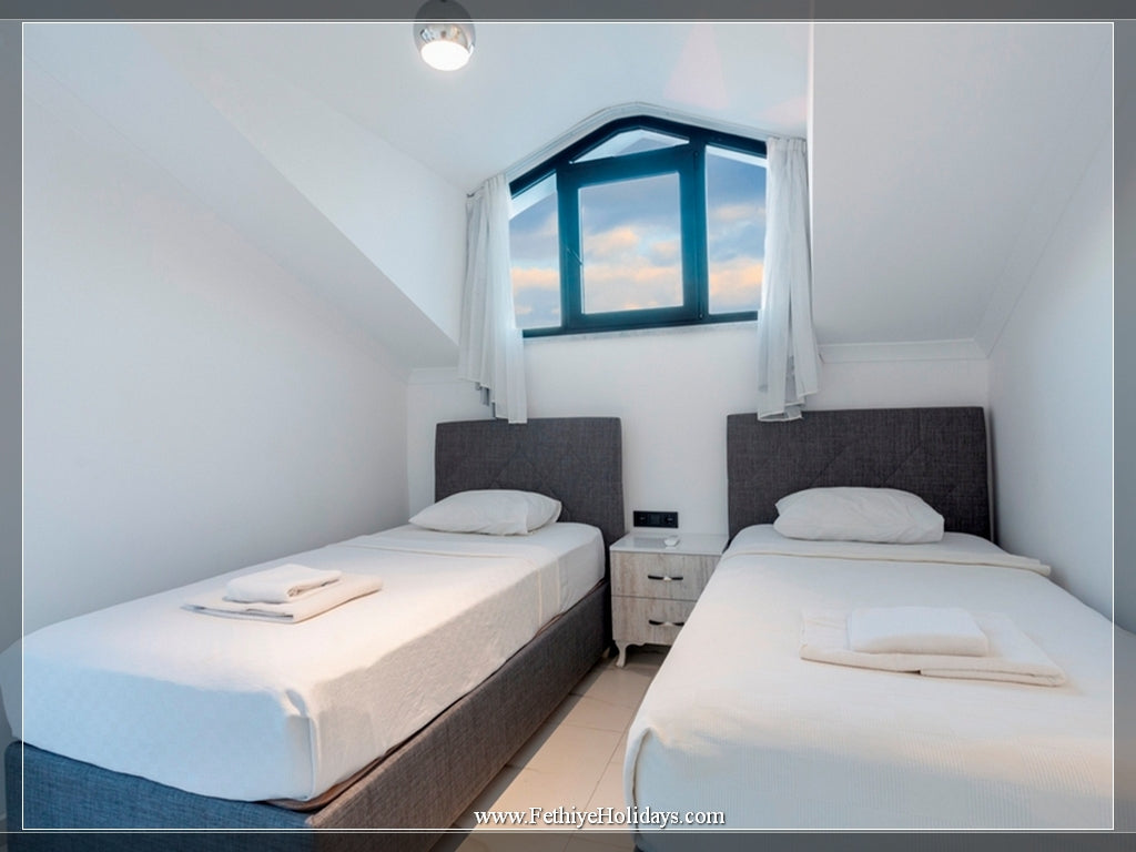 A14-ANGEL SHER BELLA VILLAS (8-PAX)