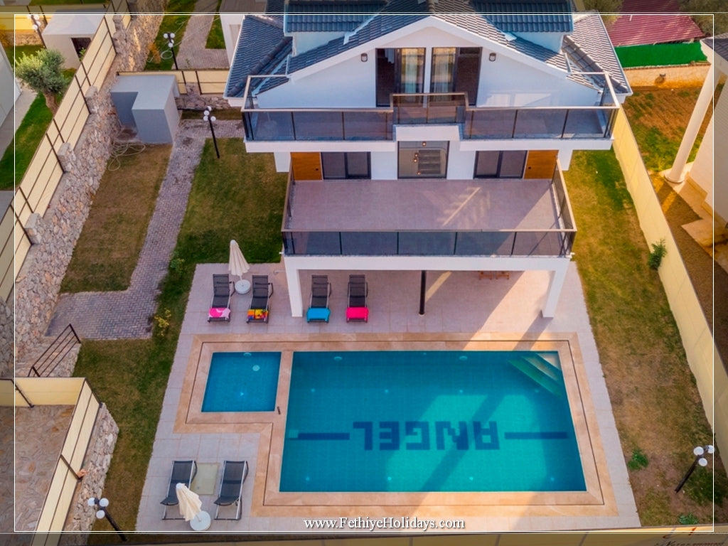 A14-ANGEL SHER BELLA VILLAS (8-PAX)