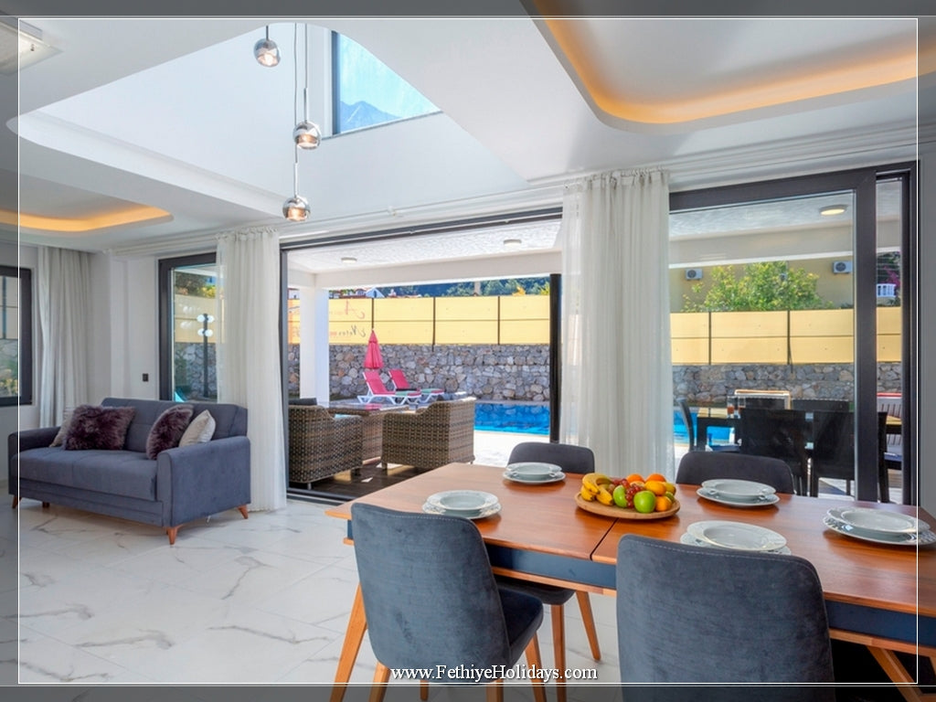 A14-ANGEL SHER BELLA VILLAS (8-PAX)