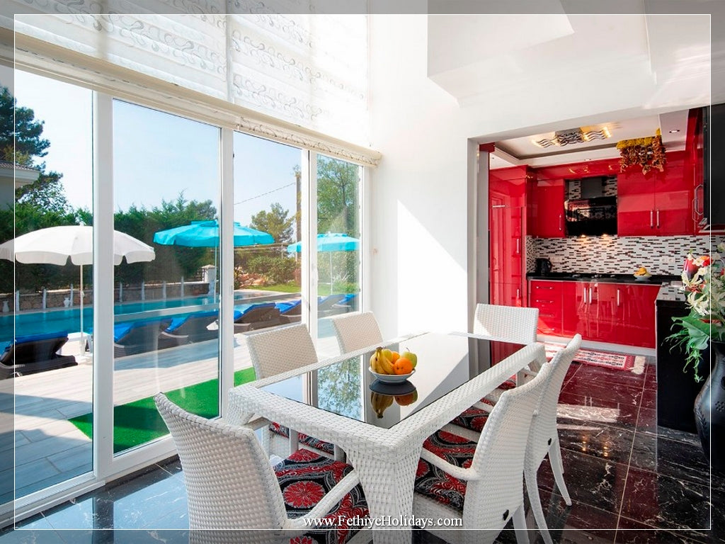 A19- ANGEL UNIQ C VILLAS (8-PAX)
