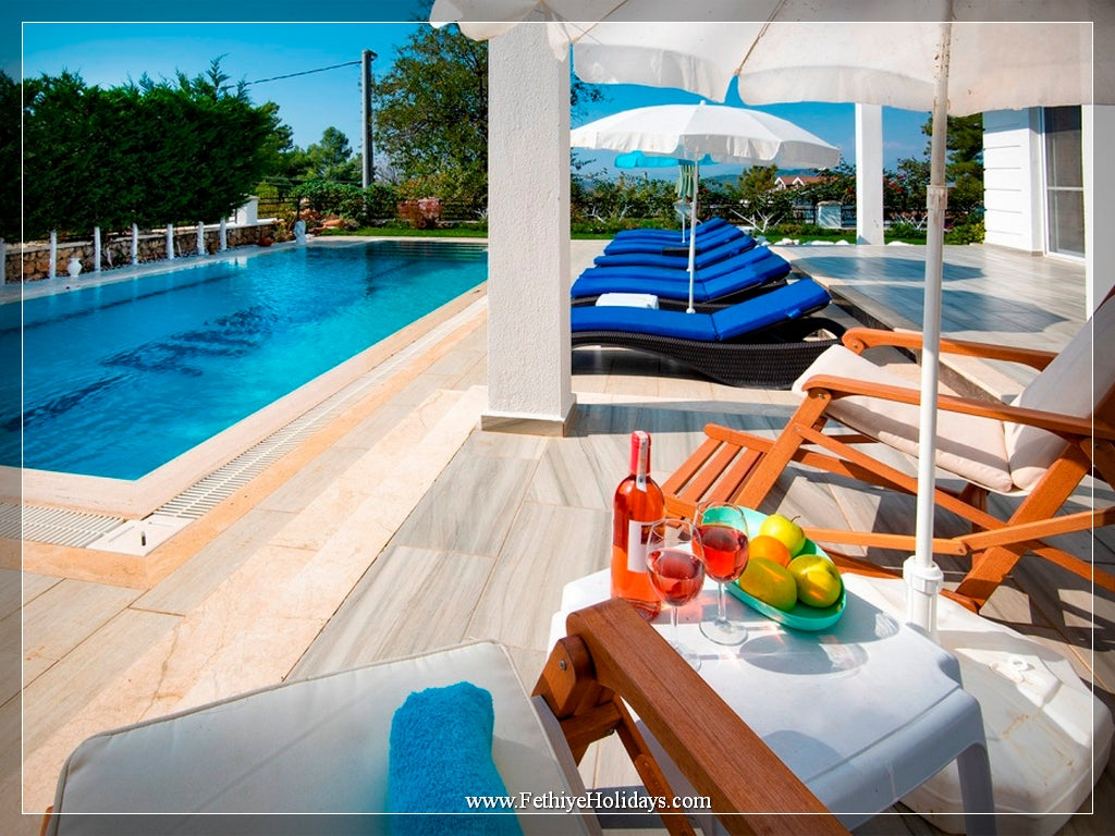 A19- ANGEL UNIQ C VILLAS (8-PAX)